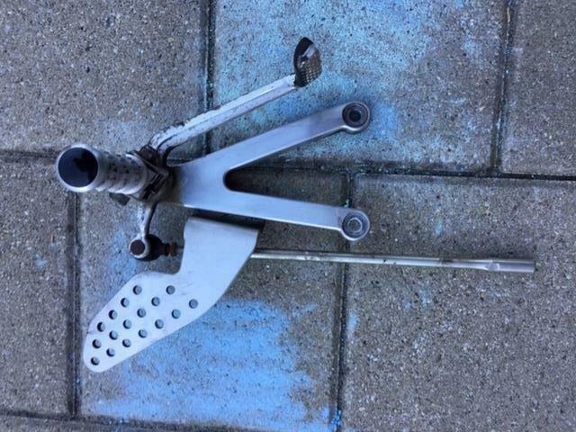 schakelpedaal schetsplaat voetsteun yamaha r1 2000 2001, Gebruikt