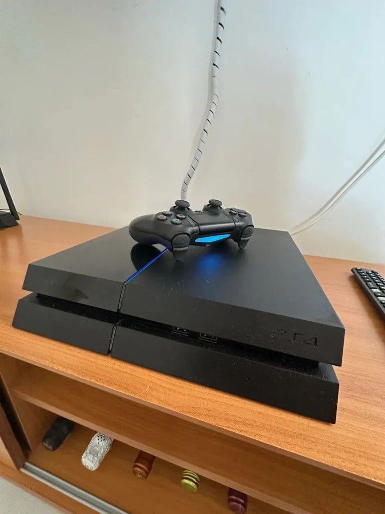 Playstation 4 + 6 Games & Controller, Games en Spelcomputers, Ophalen, Met 1 controller, Original, 500 GB