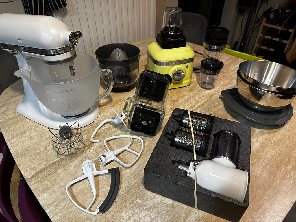 Ensemble Kitchen Aid Robot, mixeur, presse agrume, rapeur, Electroménager, Enlèvement, Comme neuf