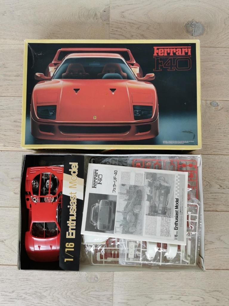 FUJIMI FERRARI F40 1:16 enthusiast model 10110-RC110-4800, Fujimi, Gebruikt, Auto, Groter dan 1:32