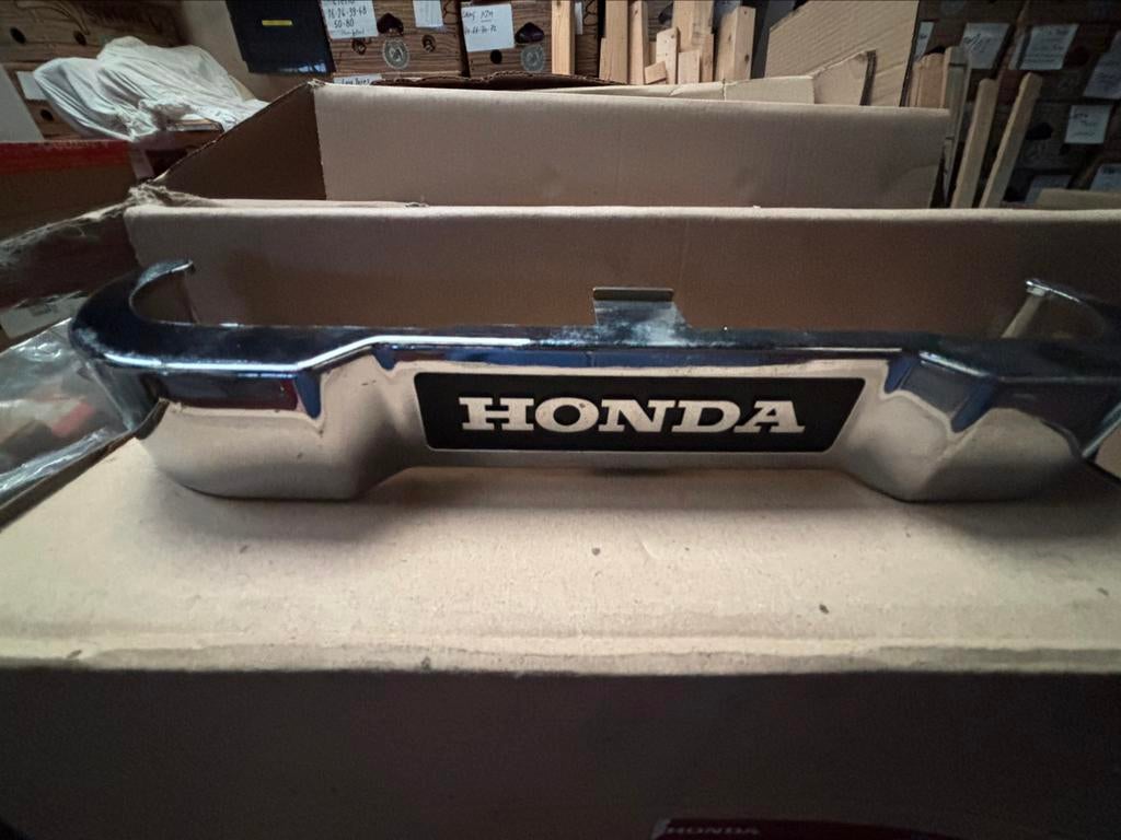 Porte-logo Honda, emblème pour Honda VF700 S Sabre, Enlèvement ou Envoi, Neuf