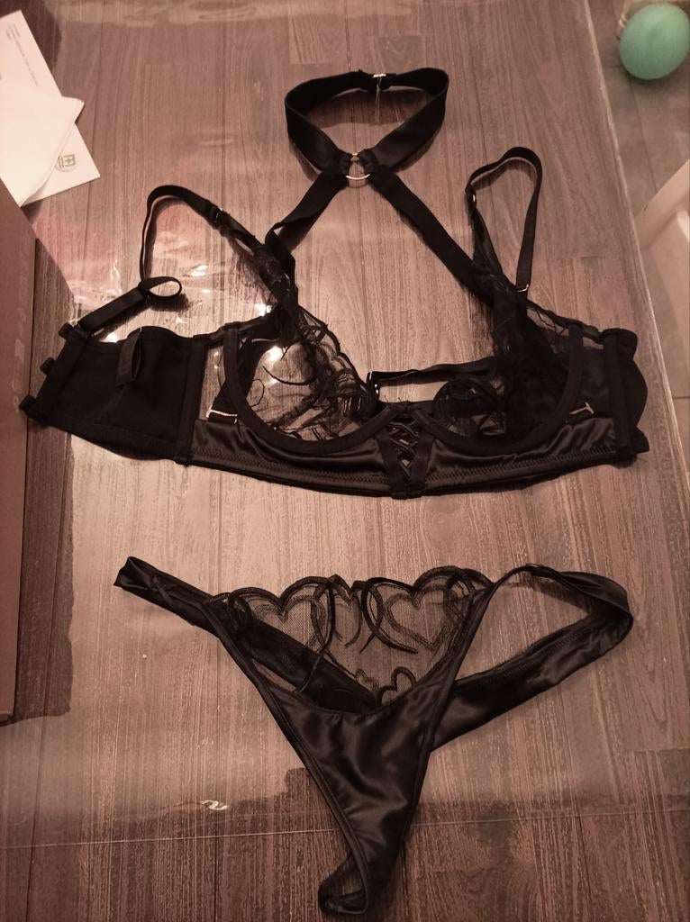 Sexy bh met string zwart Hunkemöller, Kleding | Dames, Ondergoed en Lingerie, BH, Zwart, Verzenden