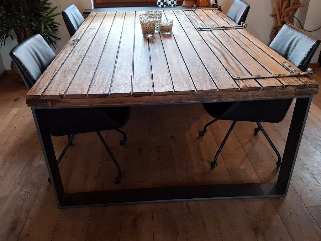 Hardhouten eetkamertafel, Huis en Inrichting, Tafels | Eettafels, Gebruikt, 100 tot 150 cm, 200 cm of meer, Vijf personen of meer