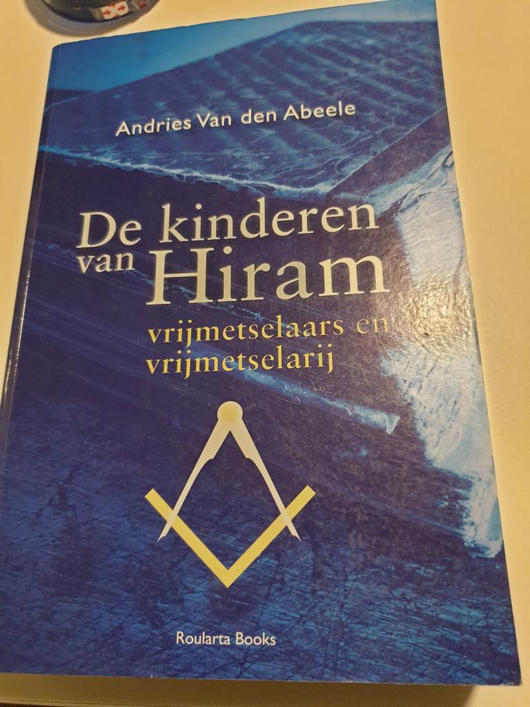 A. Van den Abeele - Kinderen van Hiram.  Editie 2011, Enlèvement ou Envoi, Comme neuf, Autres sujets/thèmes, Van den Abeele