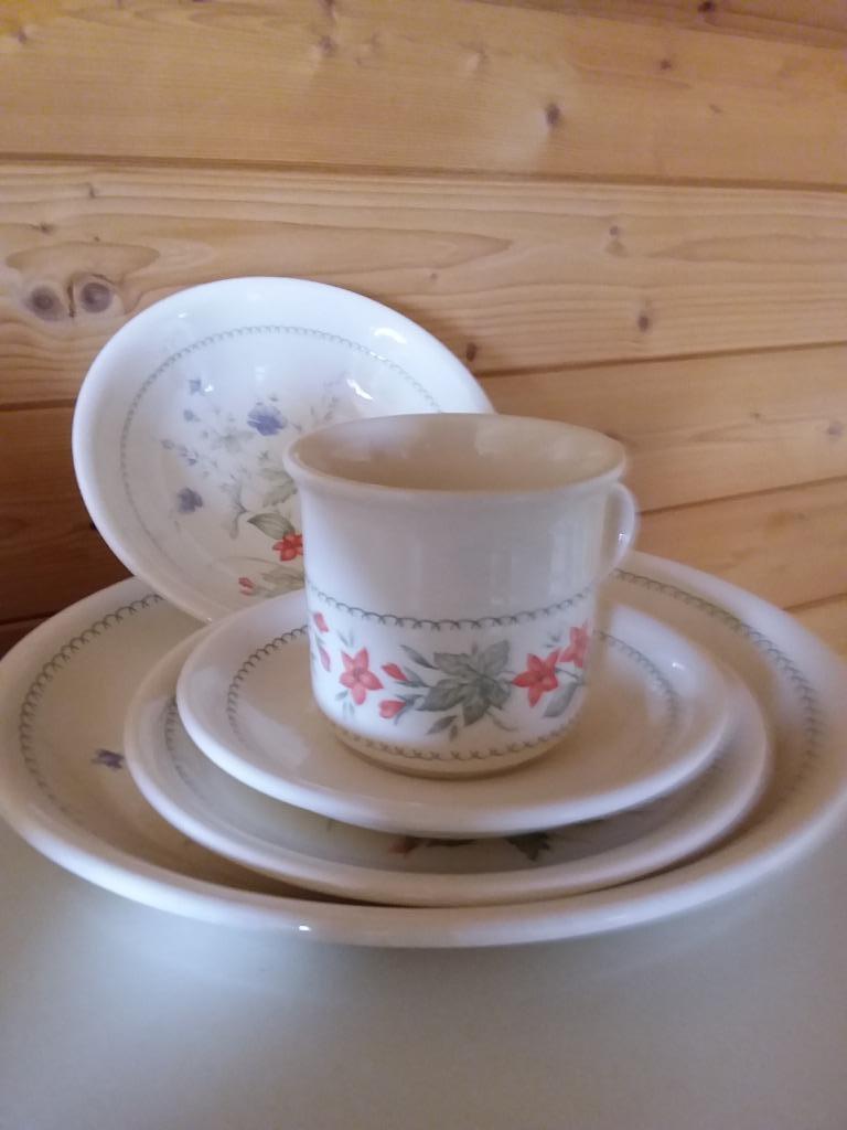 Servies, Enlèvement, Assiettes(s)