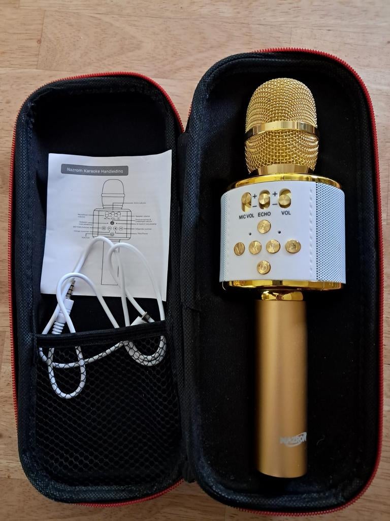 Microphone de karaoké flambant neuf, Enfants & Bébés, Jouets | Éducatifs & Créatifs, Comme neuf, Enlèvement ou Envoi