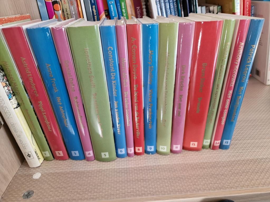 15 delig boekenreeks, Ophalen, Zo goed als nieuw