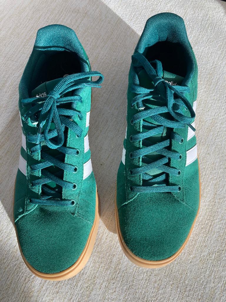 Sneakers Adidas maat 47, Vêtements | Hommes, Chaussures, Autres couleurs, Comme neuf, Baskets, Enlèvement