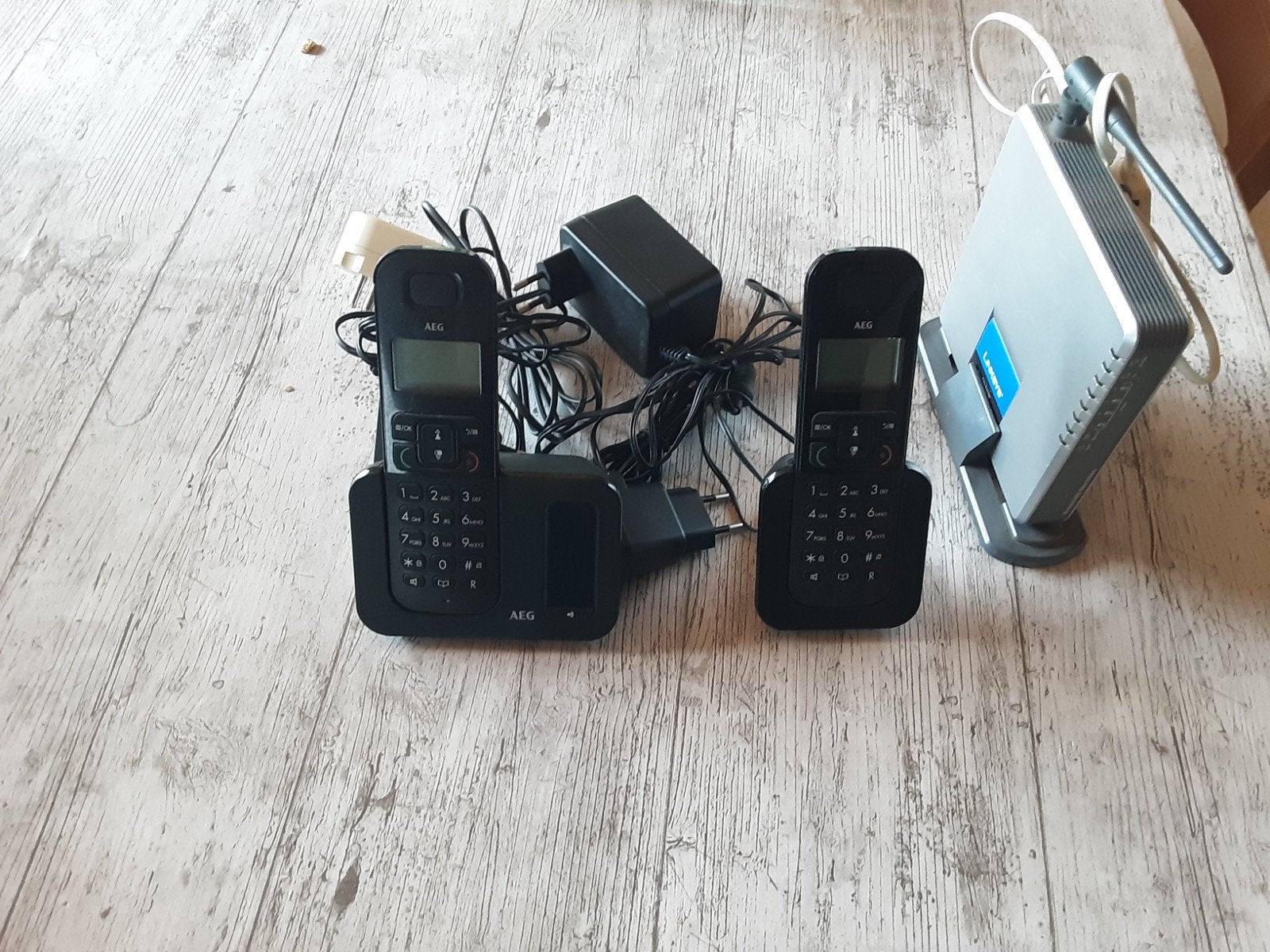 set van 2 vast telefoons, Telecommunicatie, Vaste telefoons | Handsets en Draadloos, Ophalen