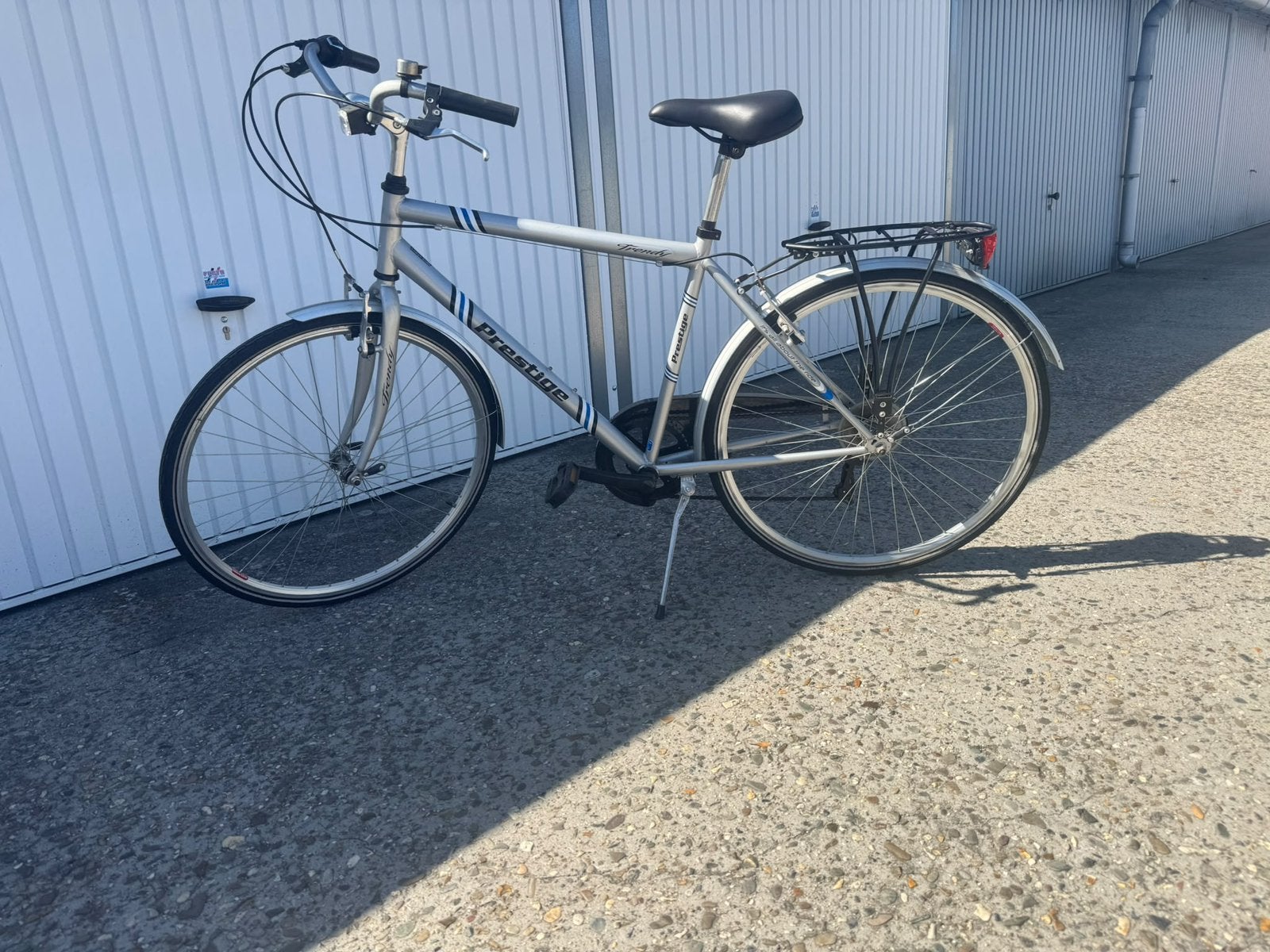 VÉLO POUR HOMME TRÈS PROPRE À VENDRE, Enlèvement, Vitesses