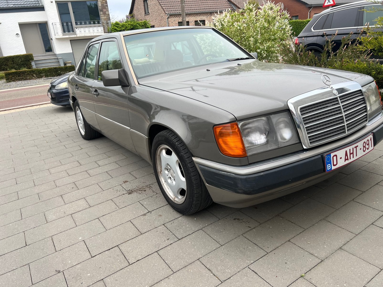 Mercedes E230 Automatik Benzine, Autos, Achat, 5 portes, Automatique, Particulier