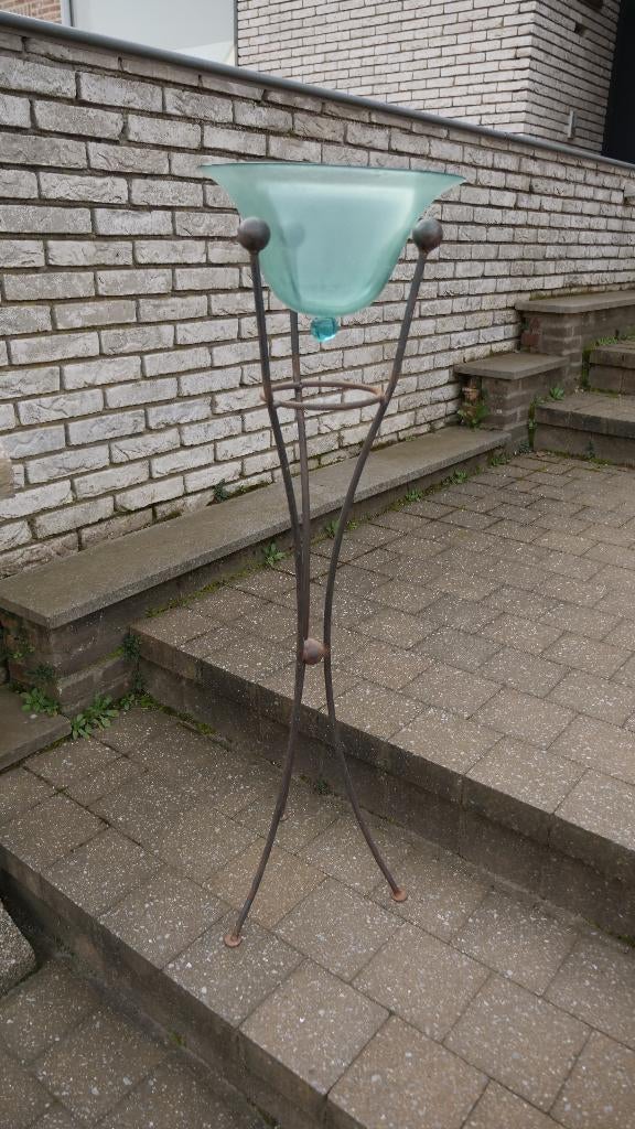 Decoratieve glazen stolp op metalen standard, Huis en Inrichting, Woonaccessoires | Stolpen, Zo goed als nieuw, Ophalen