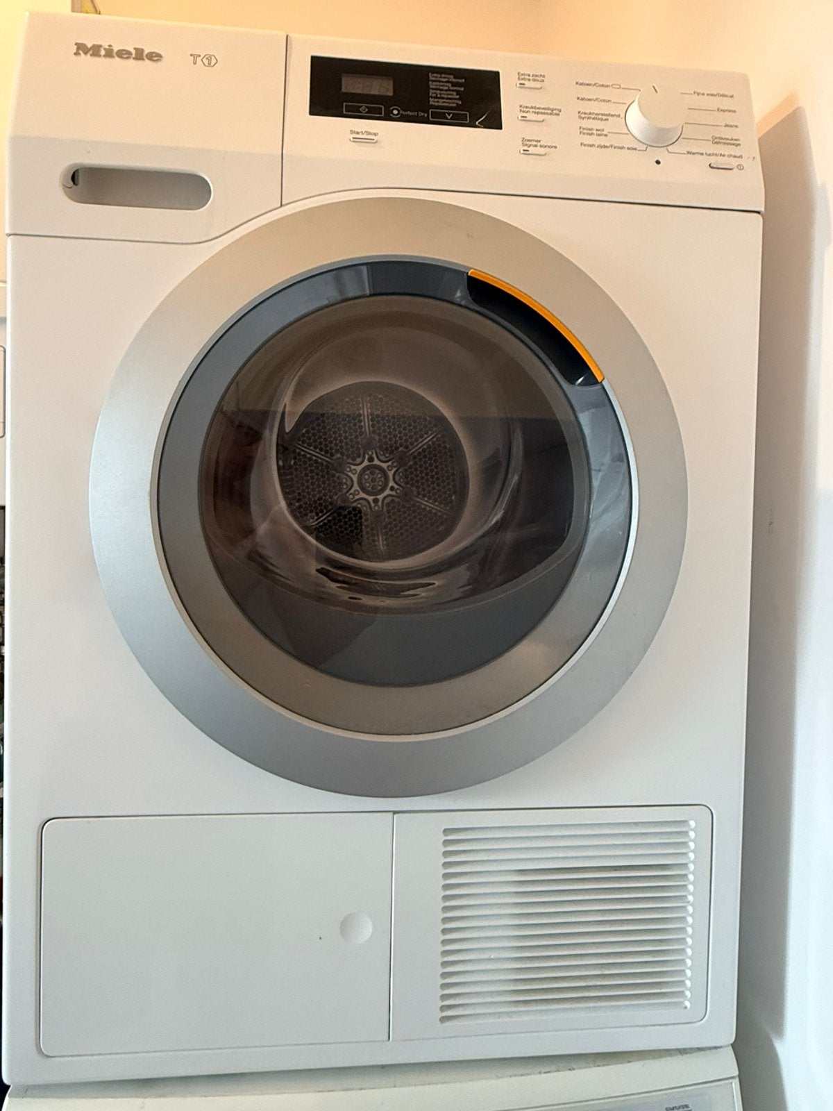 Miele droogkast, Elektronische apparatuur, Ophalen, Gebruikt