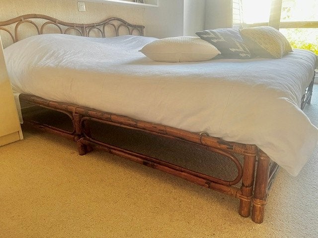 2 lits en rotin à vendre, Maison & Meubles, 90 cm, Brun, Enlèvement, Bois