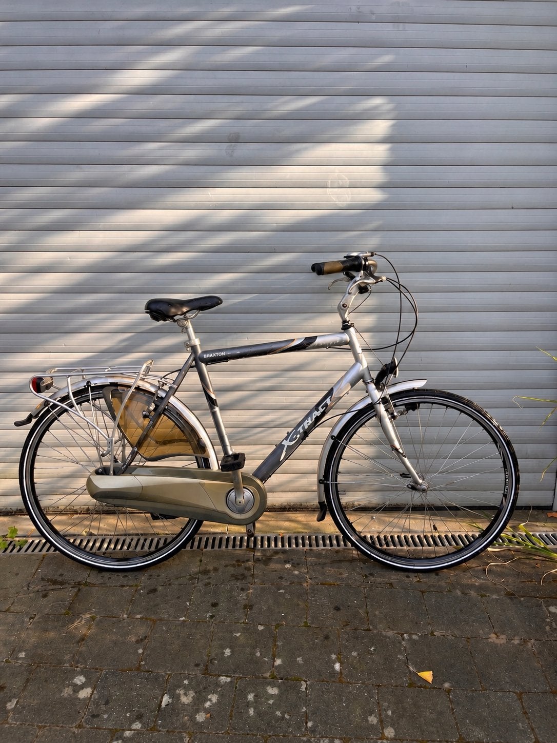 Stadsfiets heren, Fietsen en Brommers, Velgrem, Versnellingen, Zo goed als nieuw, 53 tot 57 cm