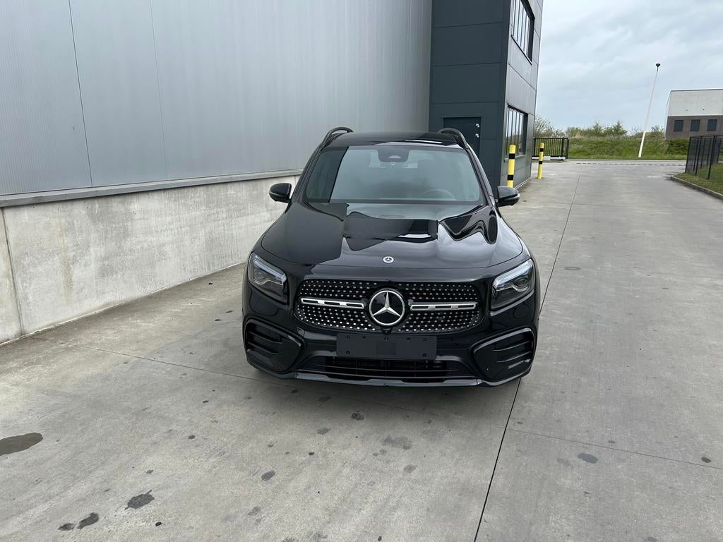 Mercedes 180 amg line automatique 7 pl  2026 47000tvac, 100 kW, 1332 cm³, Achat, Euro 6