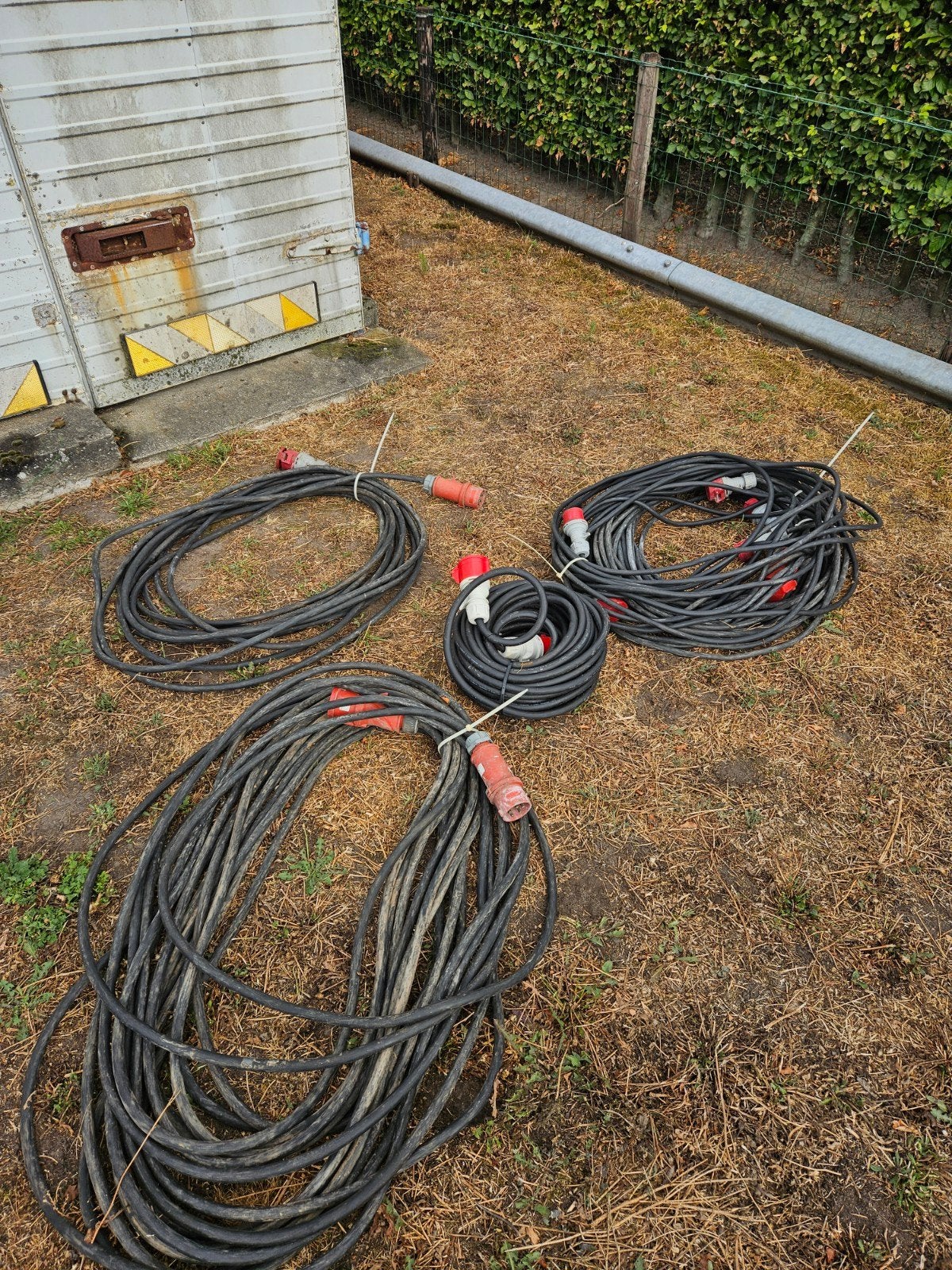 verlengkabels, Doe-het-zelf en Bouw, Elektriciteit en Kabels, Ophalen, Zo goed als nieuw, Kabel of Snoer