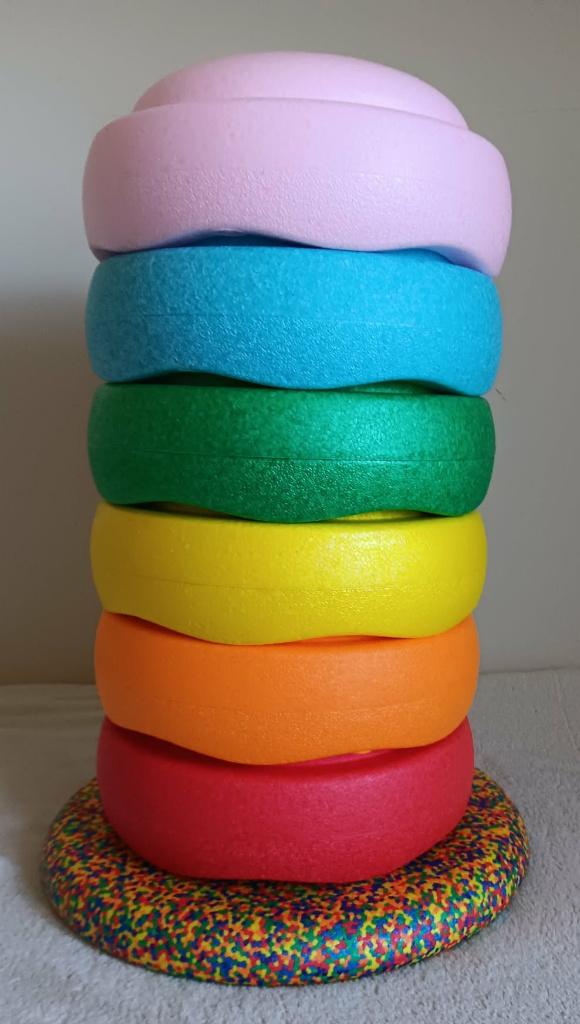 Ronde stapelstenen met balanceboard, Ophalen, Zo goed als nieuw