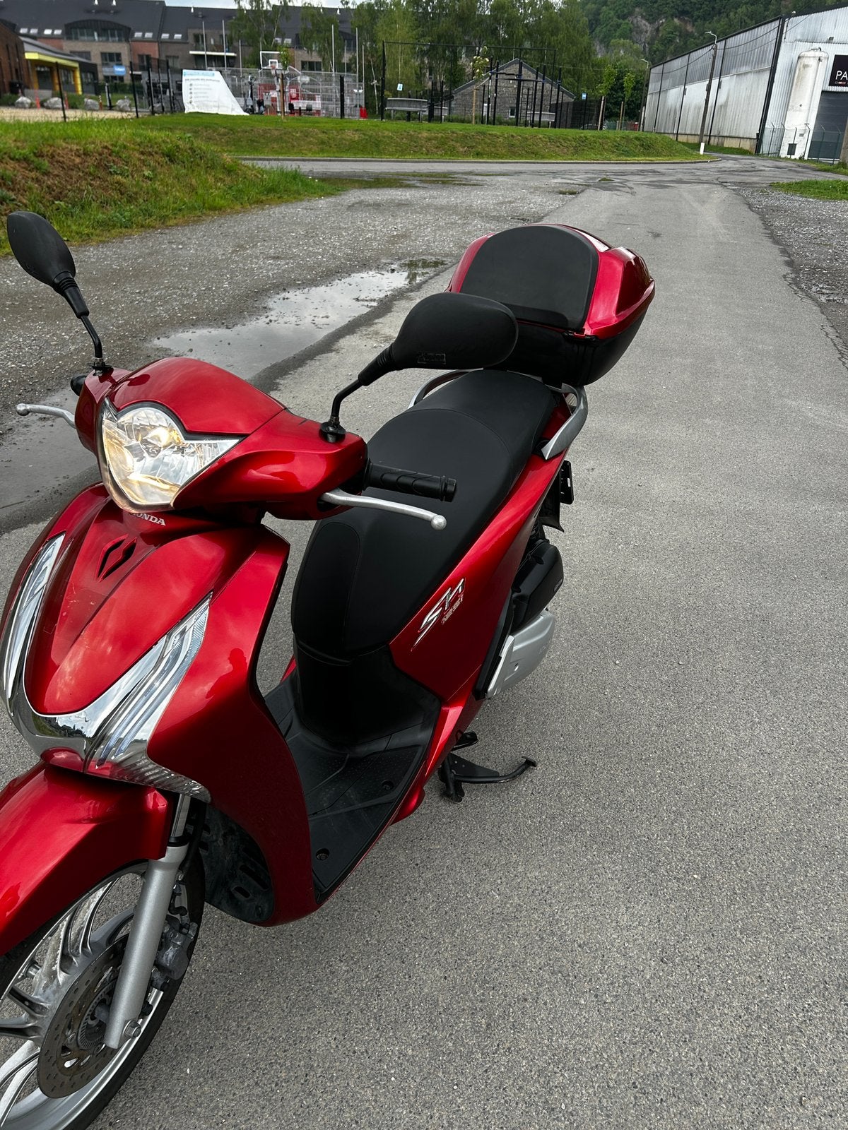 Scooter Honda sh 125 i robotversie, Motoren, Motoren | Honda, Particulier, Scooter, ABS, Ophalen