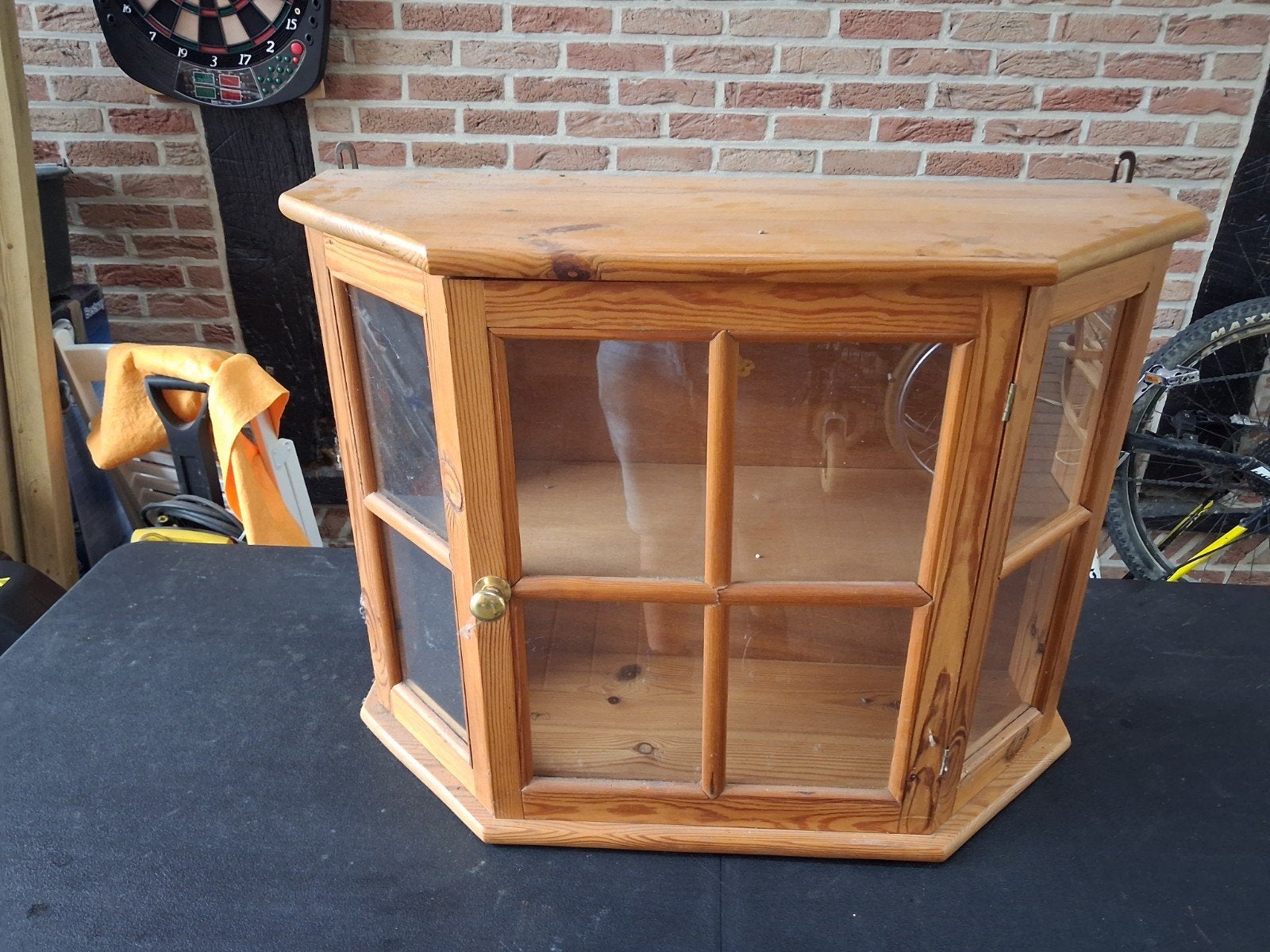 houten kast, Ophalen