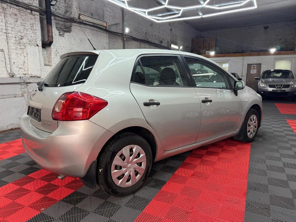 Toyota Auris  2009, Autos, Argent ou Gris, Achat, 4 cm³, Boîte manuelle
