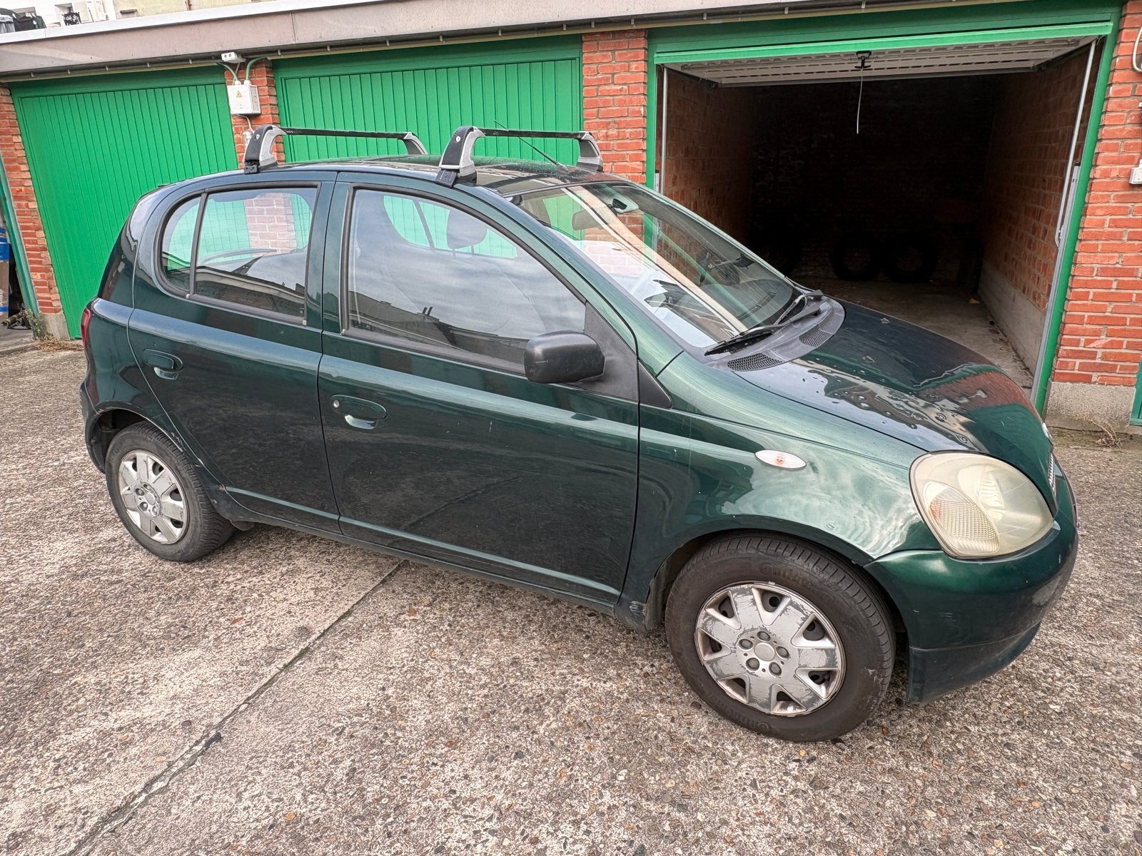 Toyota yaris, Autos, Achat, Boîte manuelle, Noir, 5 portes