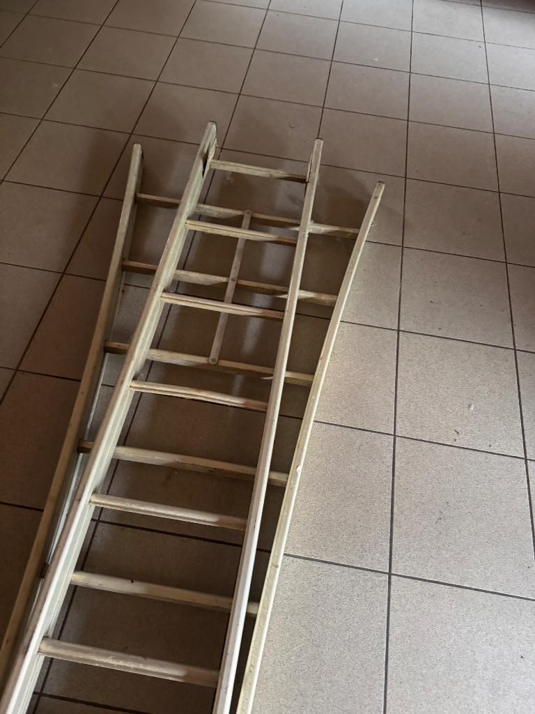 uitschuifbare ladder 2x 5 meter 2x 18 sporten, Doe-het-zelf en Bouw, Ladders en Trappen, Ophalen, Zo goed als nieuw, Ladder, Opvouwbaar of Inschuifbaar