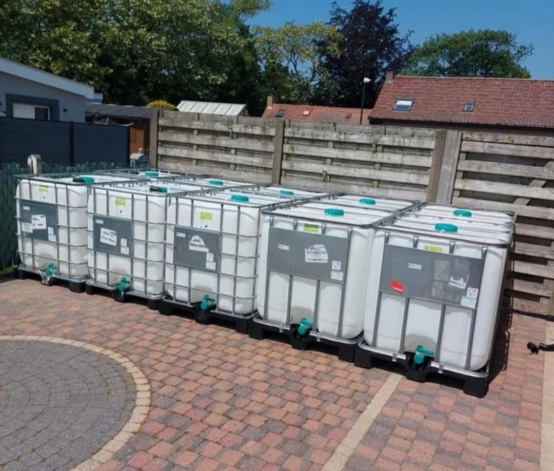 IBC CONTAINER regenton / drinkbak / opvangbak ! 1000L water, Ophalen, Kunststof, Met kraantje, 150 liter of meer