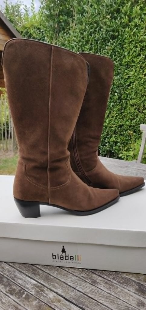 Cognac suède hoge laars maat 40, Kleding | Dames, Schoenen, Ophalen, Hoge laarzen, Bruin, Merk Donna