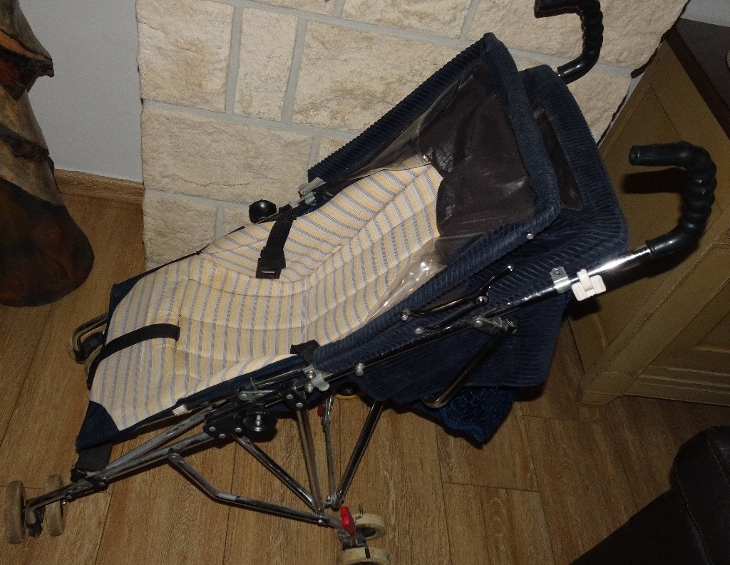 poussette canne enfant  avec cache pour la pluie, Enlèvement, Utilisé, Poussette