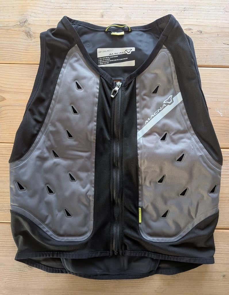 Macna Dry Cooling Evo koelvest - Maat S-M, Jas | textiel, Dames, Ophalen of Verzenden, Tweedehands
