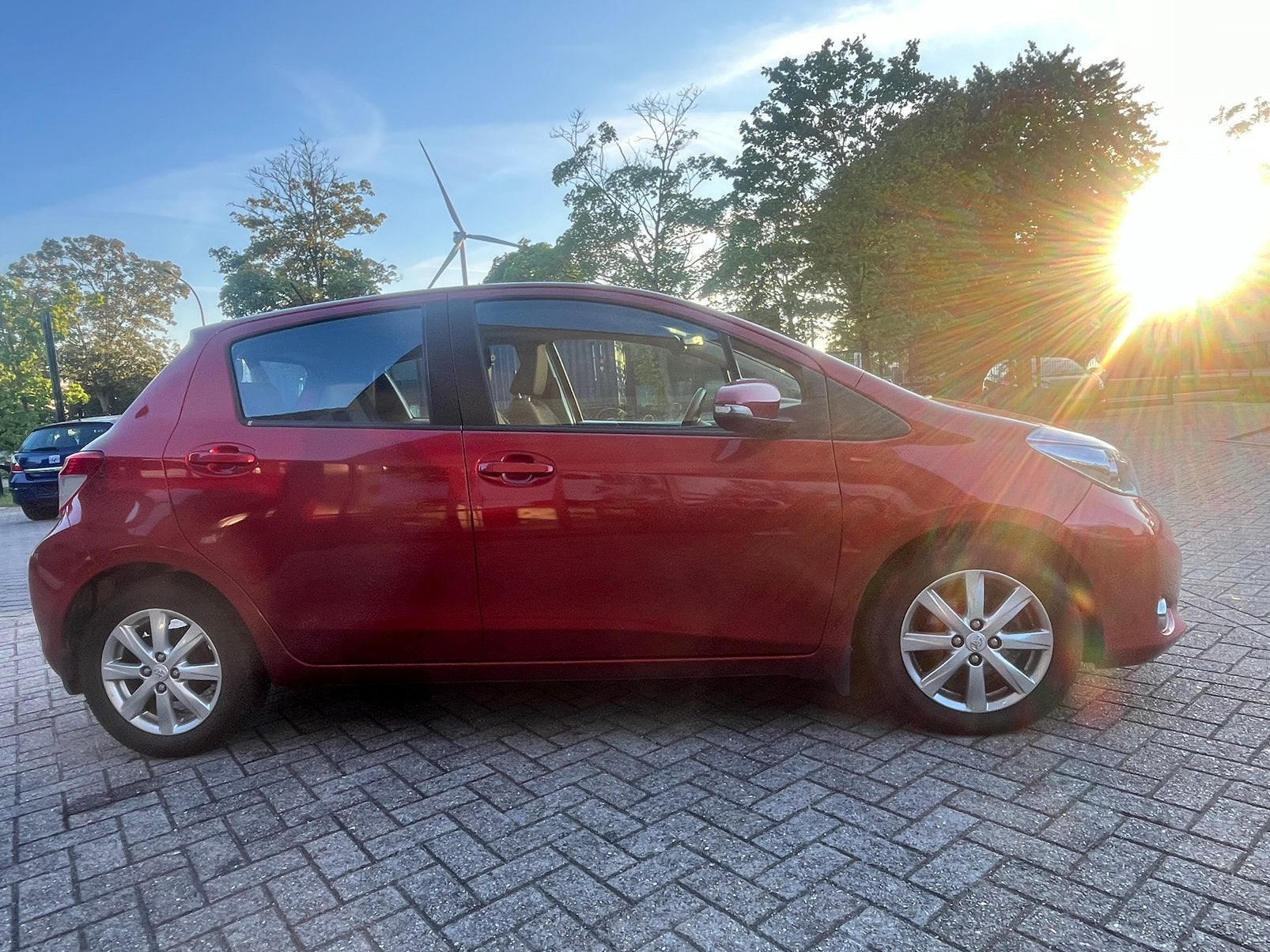 Toyota Yaris 1.4 Diesel Bouwjaar 2014 euro 5b, Auto's, Zwart, Bedrijf, Yaris, 66 kW