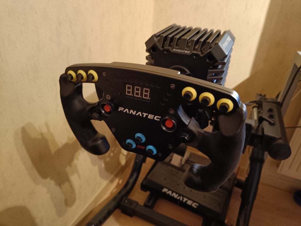 Fanatec CSL 5nm bundle + Moza desk clamp, Informatique & Logiciels, Joysticks, Enlèvement, Utilisé, Fanatec