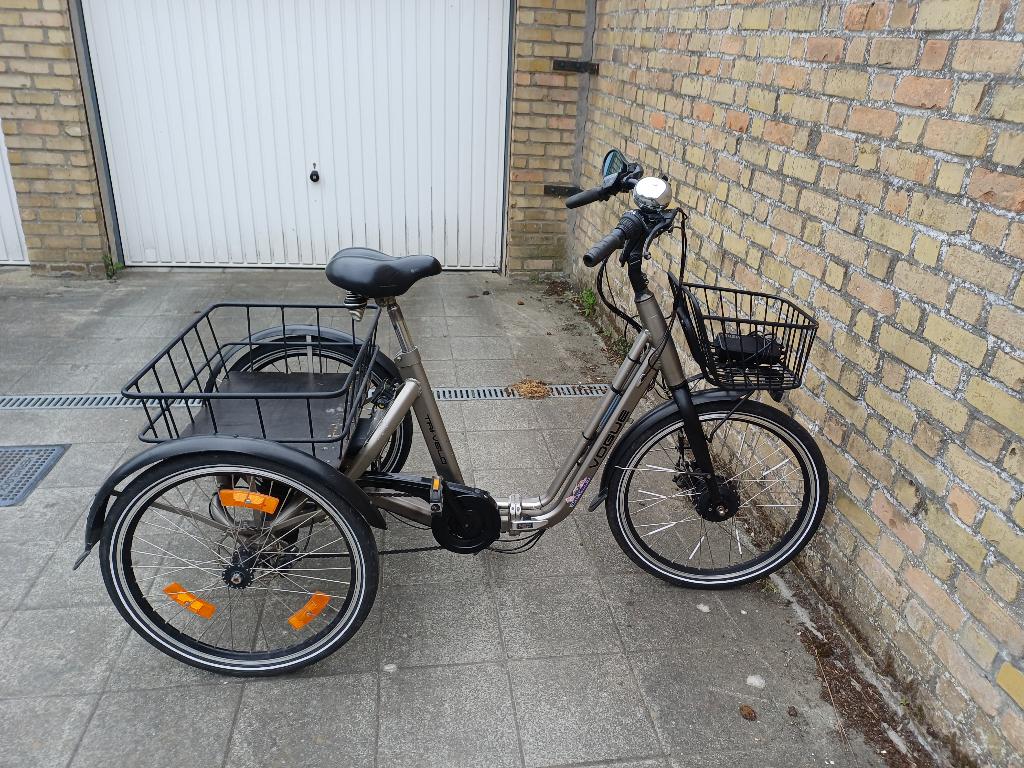Elektrische driewieler ,Vogue 7v., Ophalen, Gebruikt, Schijfrem, Verstelbare zitting
