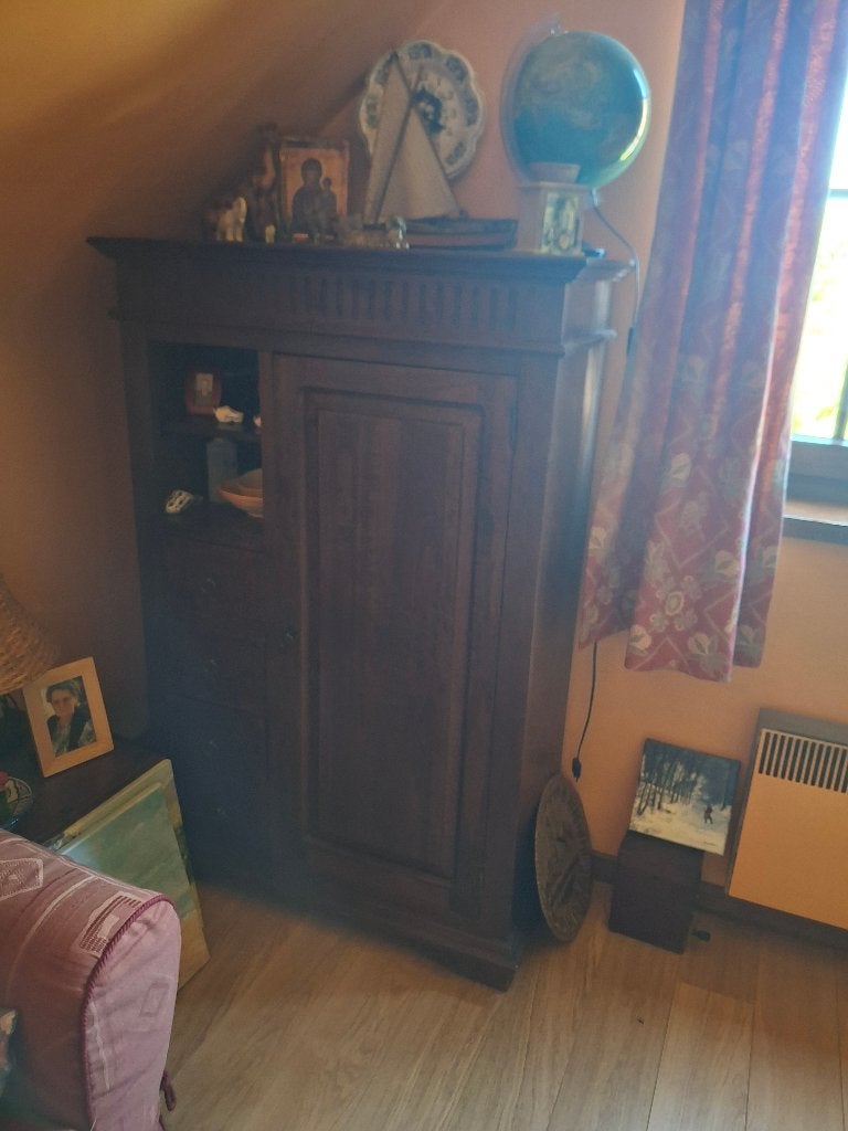 armoire de style rustique ou coloniale (bois massif), Enlèvement, Comme neuf
