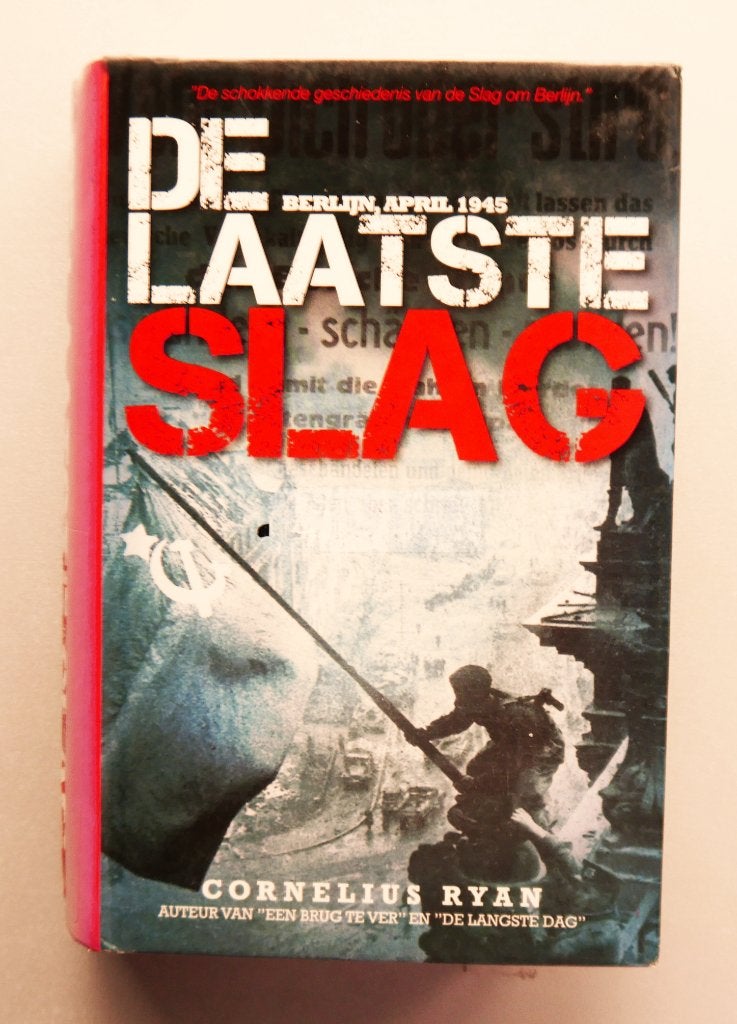 De Laatste Slag Berlijn 1945, Boeken, Verzenden, Zo goed als nieuw