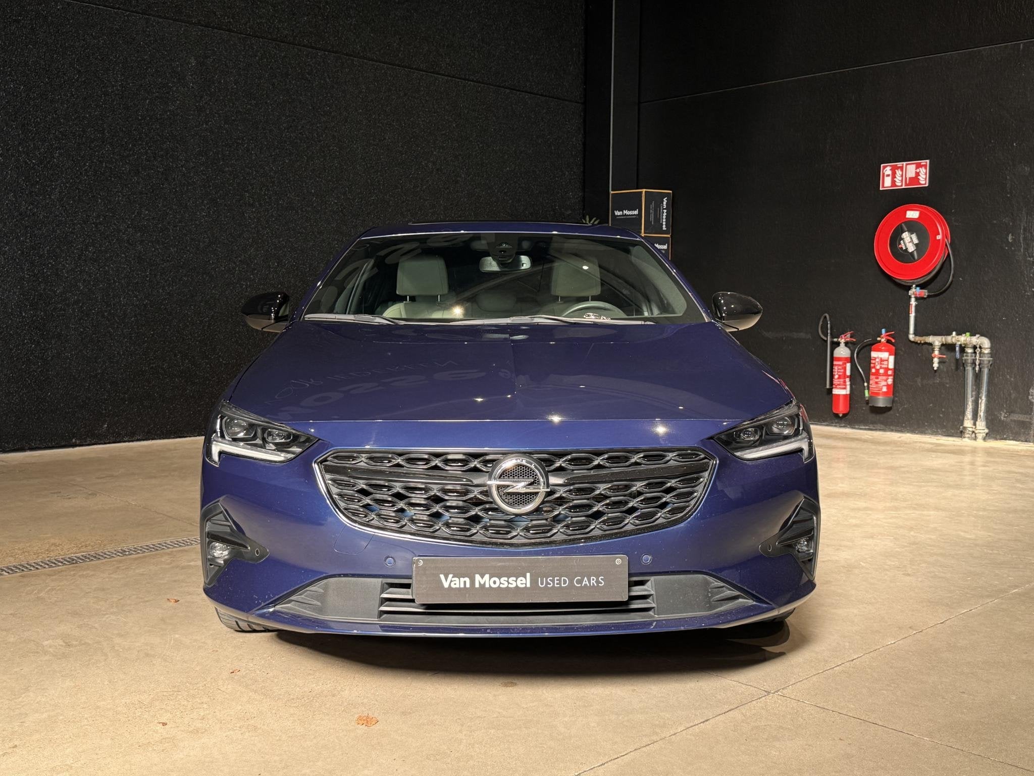 Opel Insignia Grand Sport 1.5 Turbo D S/S 90kW Business AT8, Auto's, Gebruikt, Euro 6, Blauw, 3 cilinders