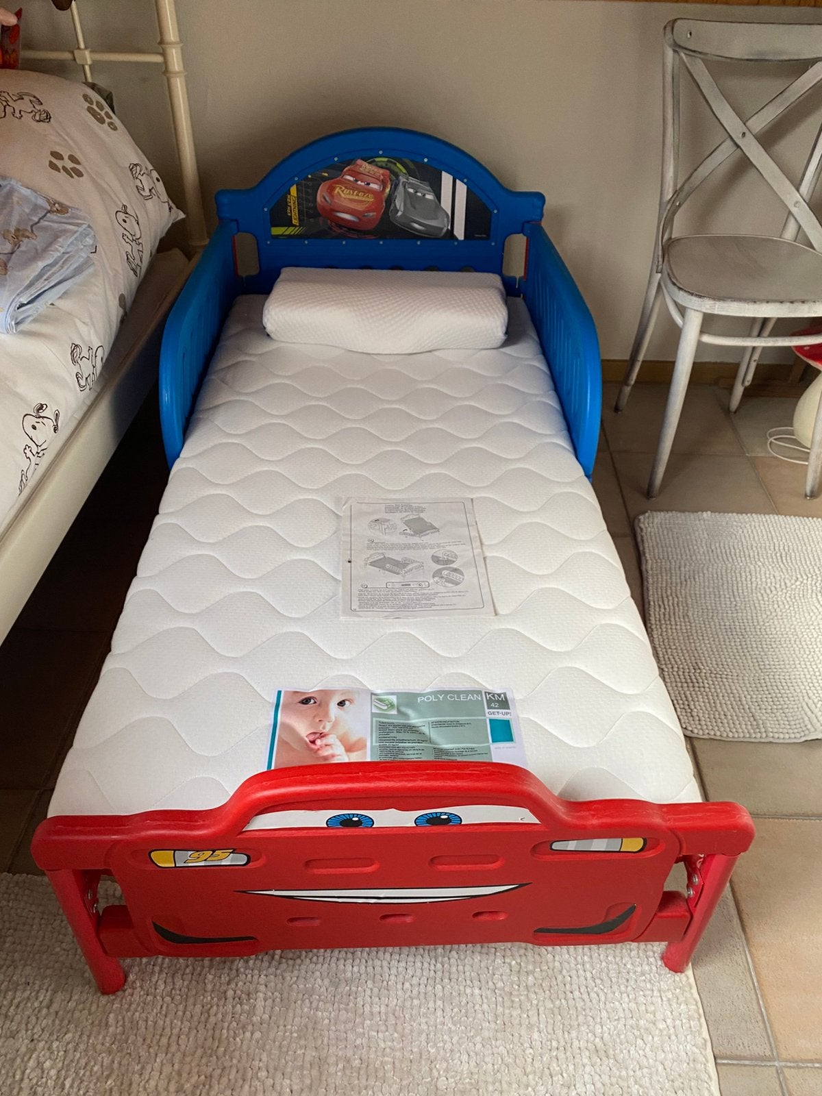 Kinderbed van Cars, Kinderen en Baby's, Kinderkamer | Bedden, Ophalen, Zo goed als nieuw, Matras