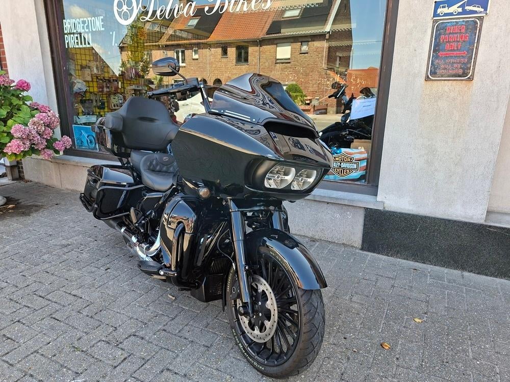 Harley roadglide -2018- 29864 km, Motoren, 2 cilinders, 1745 cc, Bedrijf, Meer dan 35 kW