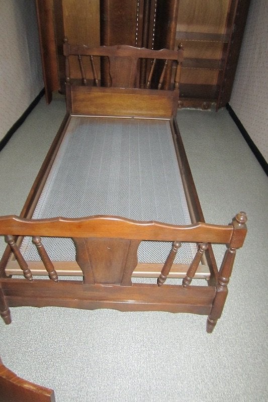 1 persoonsbed retrostijl, 90 cm, Une personne, Brun, Enlèvement