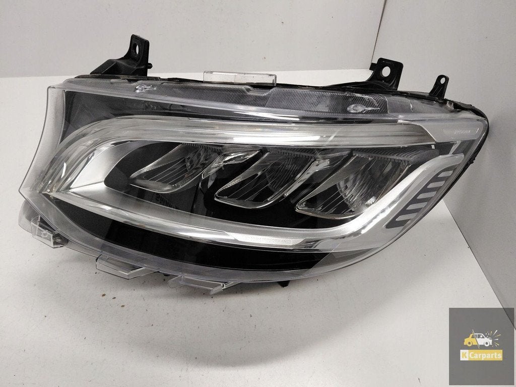 A9109067100, Mercedes Sprinter W907 Full Led linkerlamp, Gebruikt, Mercedes-Benz AG, Mercedes-Benz, Mercedesstrasse 120
70372  Stuttgart, DE