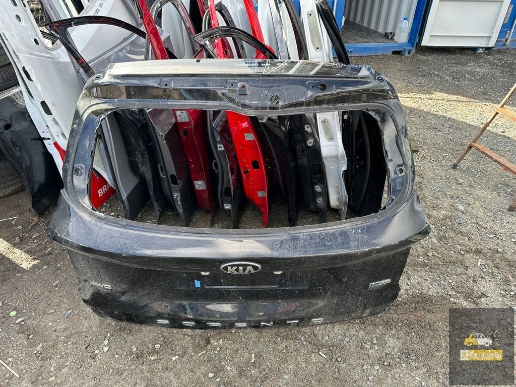 Kia Sorento IV achterklep, Auto-onderdelen, Heolleung-ro 12
06797  Seoul, Info@kia.com, Kia Corporation, Gebruikt