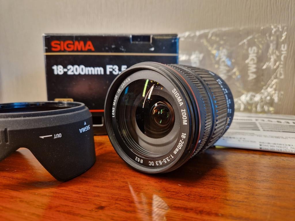 Lens Sigma zoom 18-200mm 1:3.5-6.3 DC FOR Canon AF, Enlèvement ou Envoi, Zoom