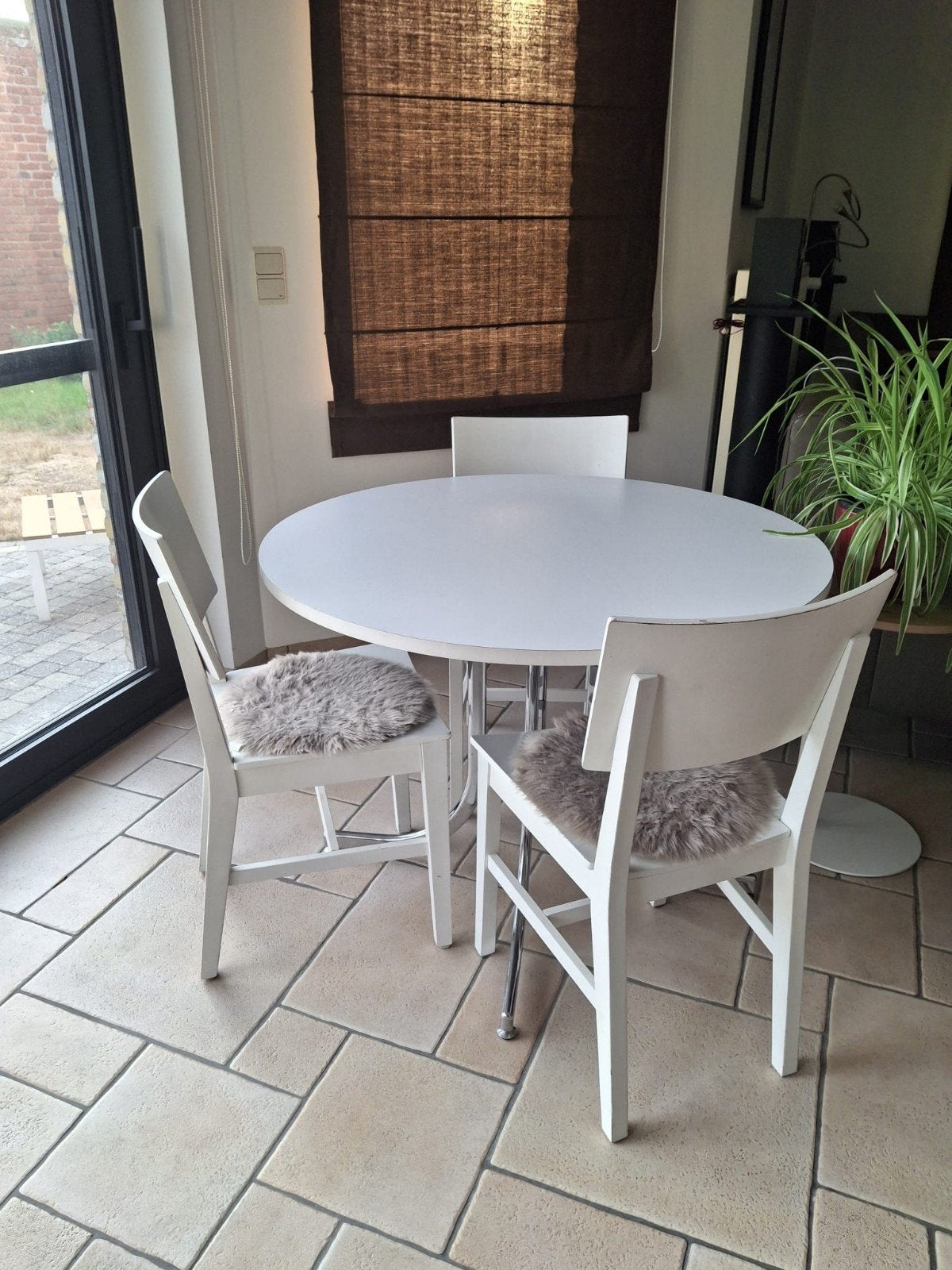 Tafel wit en 3 stoelen, Huis en Inrichting, Tafels | Eettafels, Ophalen