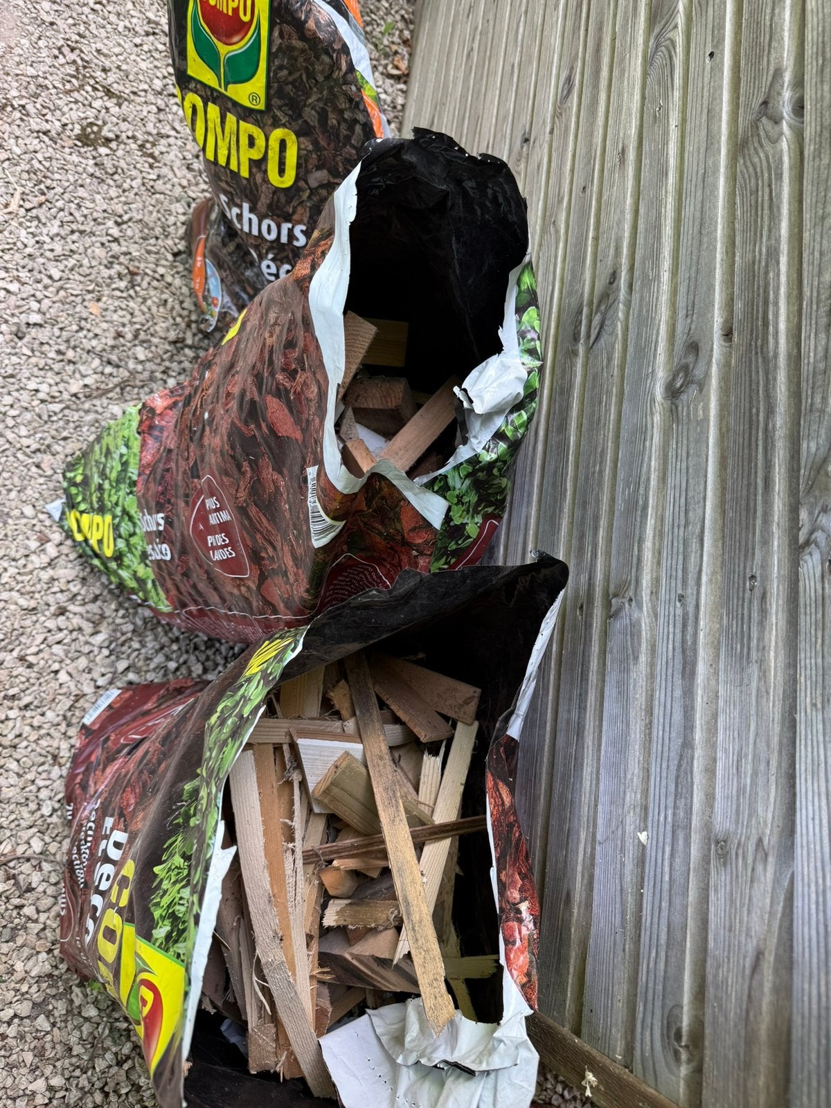 3 zakken brandhout - 5€/zak, Tuin en Terras, Brandhout, Ophalen