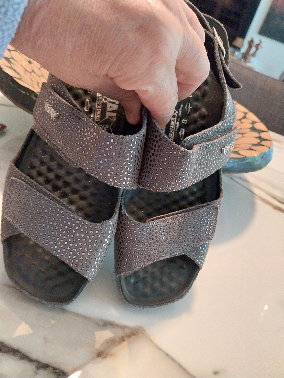 VITAL MAAT 38  (VERKOCHT ), Kleding | Dames, Schoenen, Vital, Ophalen of Verzenden, Zo goed als nieuw, Grijs