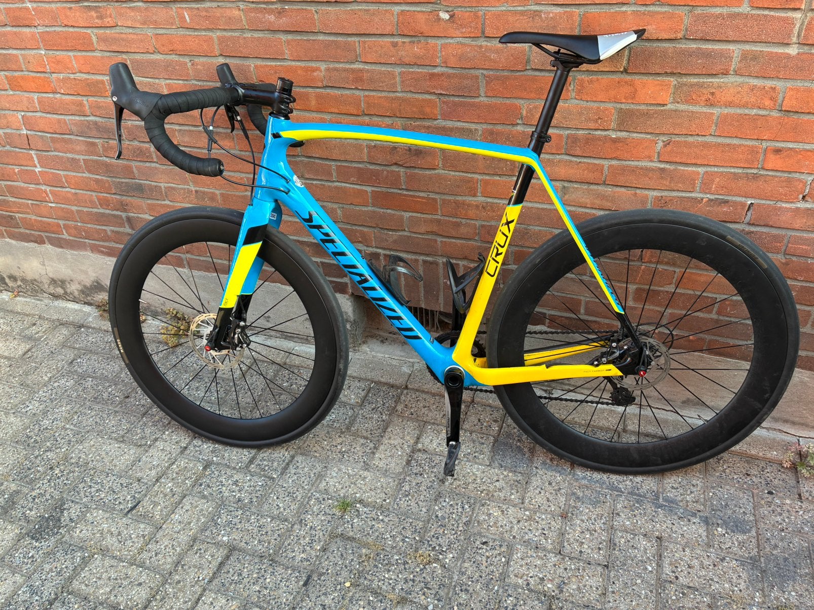 Specialized Carbon race / gravel met 60mm carbon wiele, Vélos & Vélomoteurs, Enlèvement, Comme neuf, Carbone