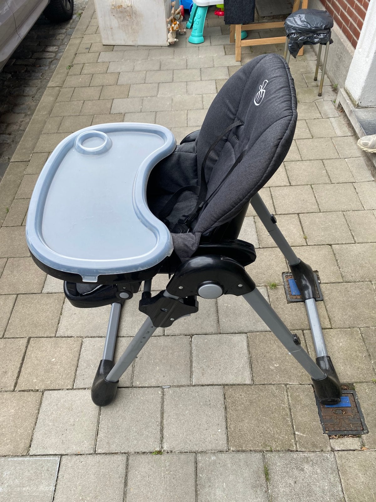 Kinderstoel, Enlèvement, Utilisé