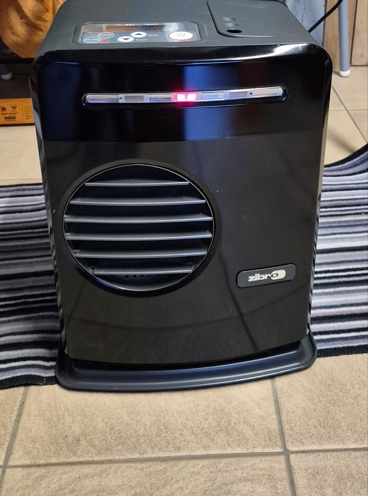 Poêle au kérosène Zibro Laser Heater, Maison & Meubles, Enlèvement ou Envoi, Autres carburants, Comme neuf, Chauffage au kérosène