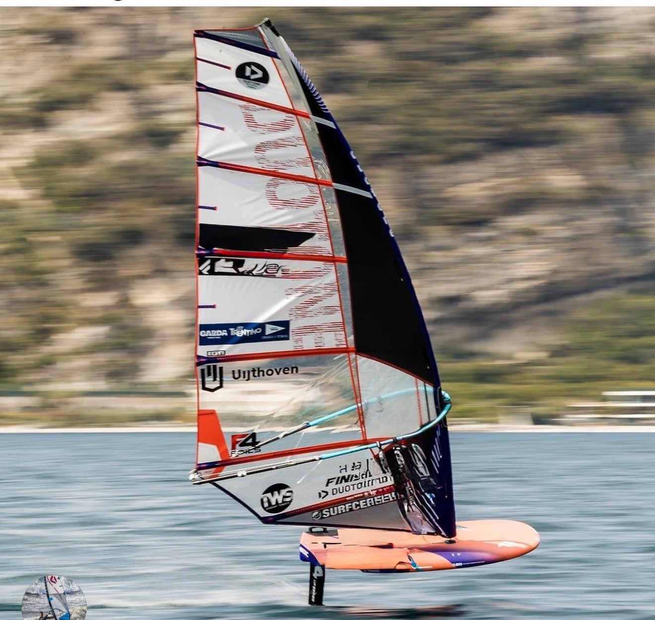 Winfoil zeil warp 8.7, Watersport en Boten, Windsurfen, Ophalen, Gebruikt, Zeil, Met mast